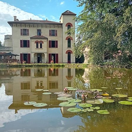 Domaine De Marchal - Chambres Et Table D'Hotes Celles-Sur-Durolle Екстериор снимка