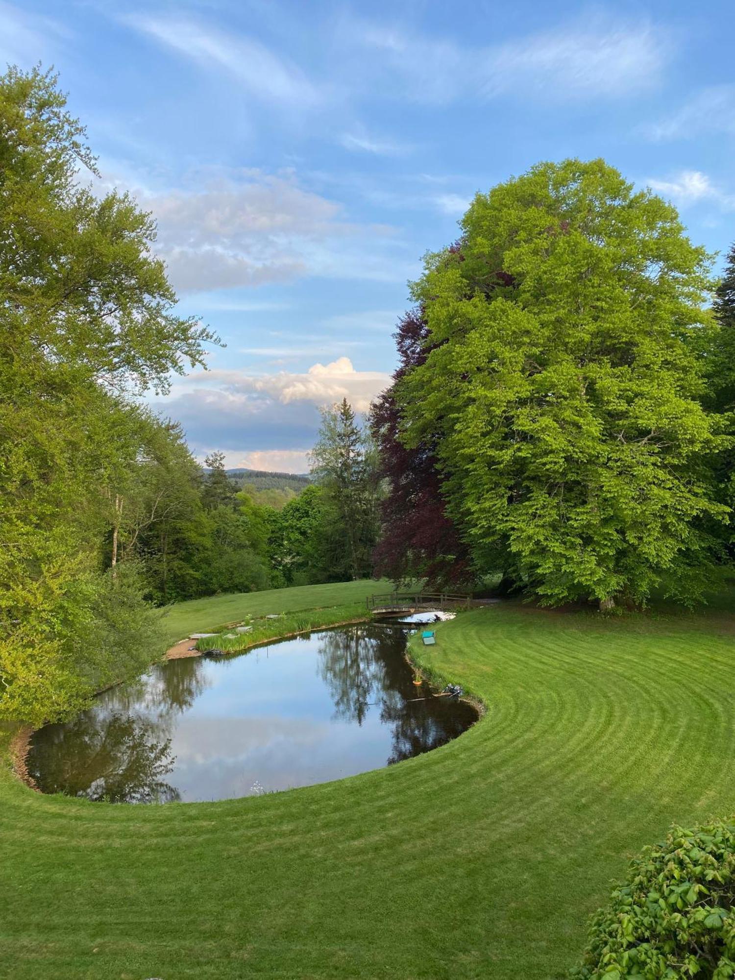 Domaine De Marchal - Chambres Et Table D'Hotes Celles-Sur-Durolle Стая снимка